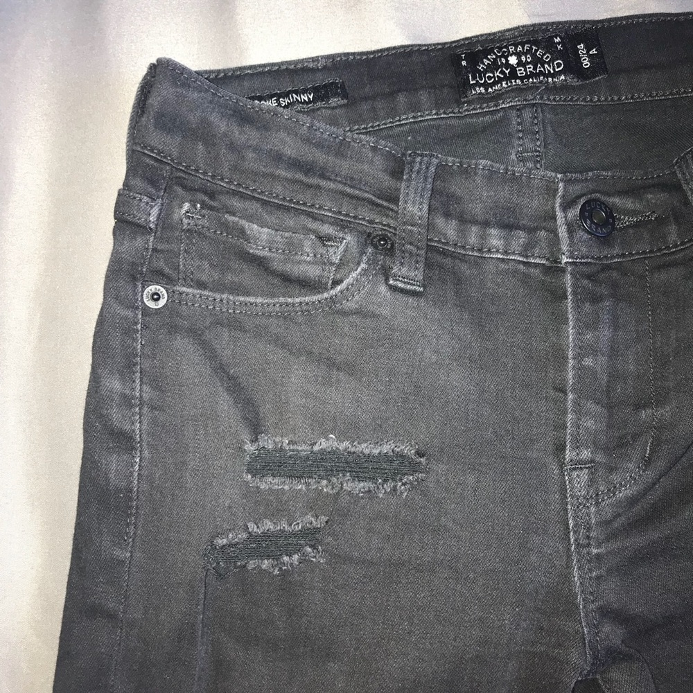 Lucky brand, skinny stretch, destroyed jeans!